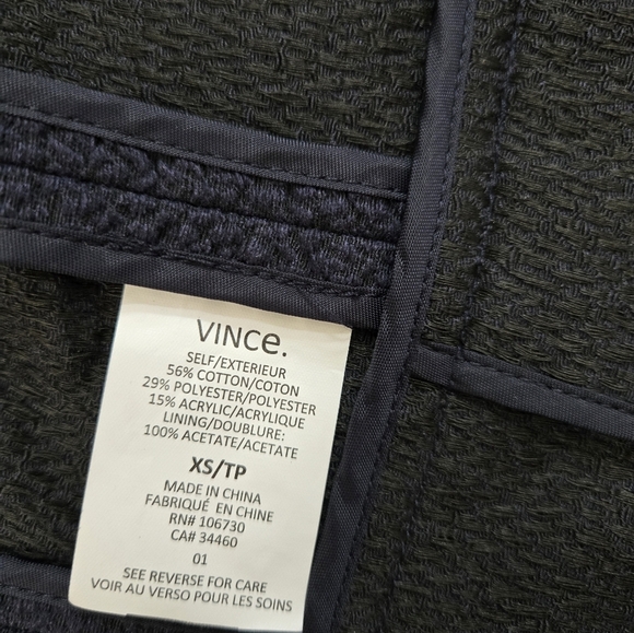 VINCE Open Front Lightweight Pebbled Navy Blazer With Black Interior. Size XS - Picture 8 of 10